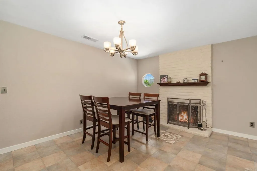 https://cdn.realtyfeed.com/cdn/127/306746442/be6604e333883e5b6a0b416c7f31ef2c.webp