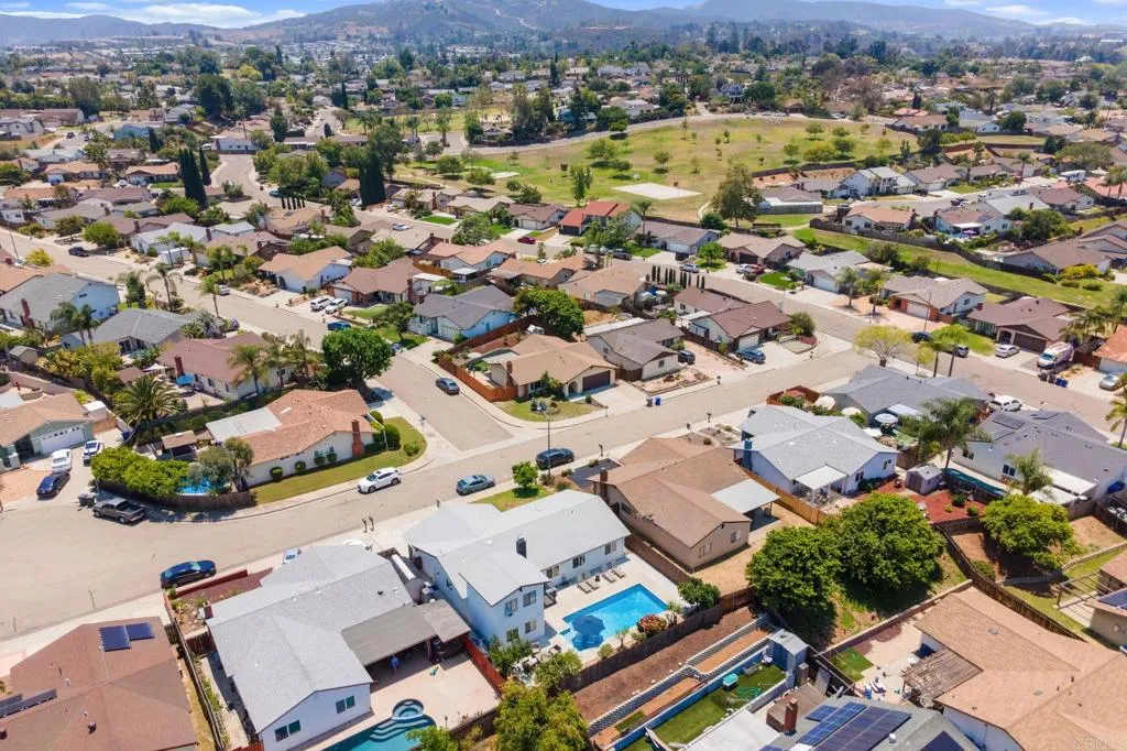 https://cdn.realtyfeed.com/cdn/127/306746442/e17d0c109888eb76f1c590487cee3f0a.webp