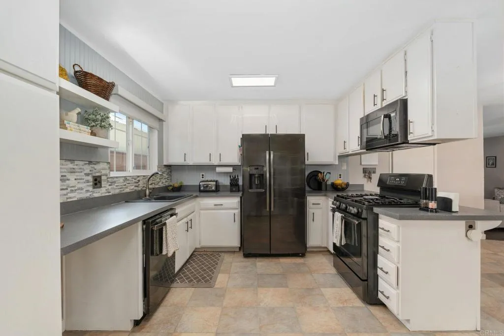 https://cdn.realtyfeed.com/cdn/127/306746442/ff2fde4e9580ce0422ef564c65fd066e.webp