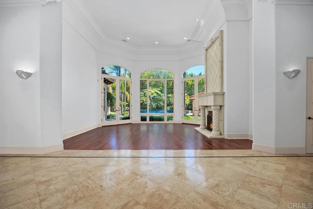 https://cdn.realtyfeed.com/cdn/127/306746456/4af56dd7fa9cd5533953ace7f096cc2a.webp