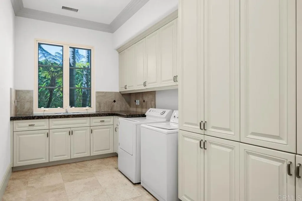 https://cdn.realtyfeed.com/cdn/127/306746456/5eb06e0fd2cadebc33b434780210819a.webp