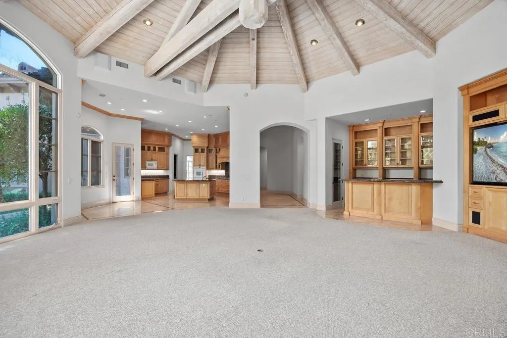 https://cdn.realtyfeed.com/cdn/127/306746456/8d7133e327e55aa221e1e0d0847e5052.webp