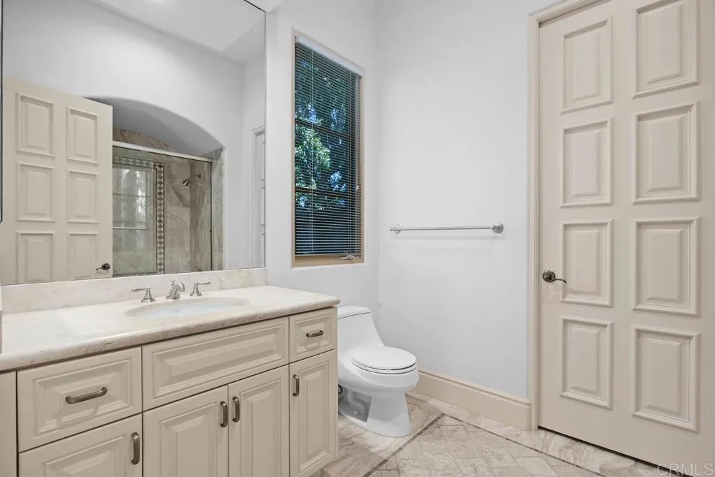 https://cdn.realtyfeed.com/cdn/127/306746456/cf45da3e0e32d047aba769b1ba0fb168.webp