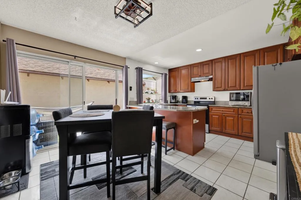 https://cdn.realtyfeed.com/cdn/127/306746459/1090b608b0daee0549172c13b350f15c.webp