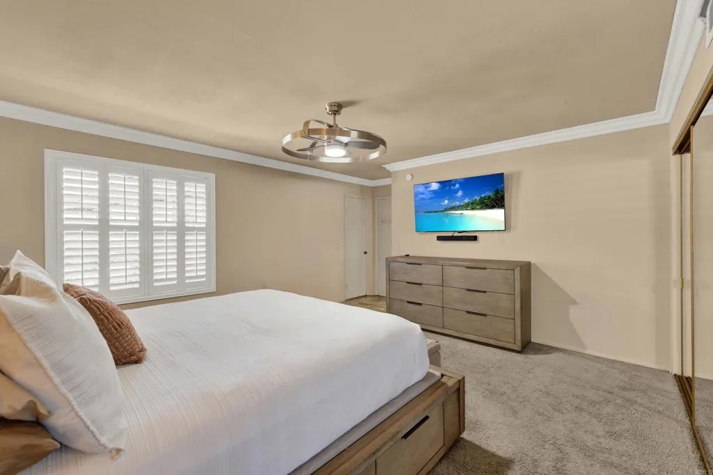 https://cdn.realtyfeed.com/cdn/127/306746459/3c3ecd9efd543ee218bfe0863bc772b6.webp