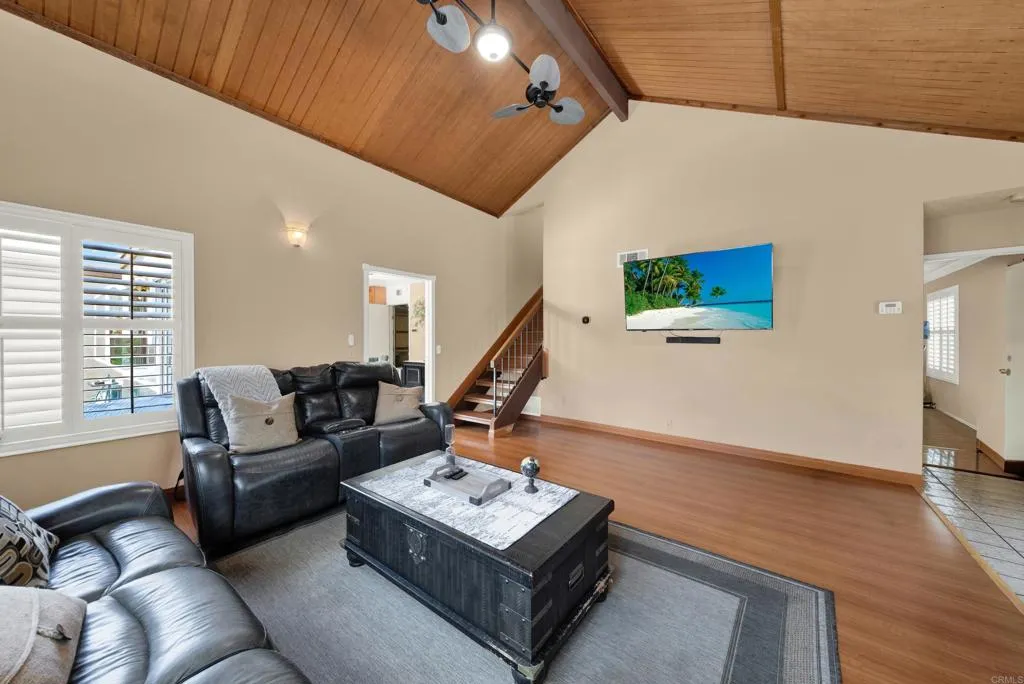 https://cdn.realtyfeed.com/cdn/127/306746459/430a2ea9a33f8a659af86664c06ddb81.webp