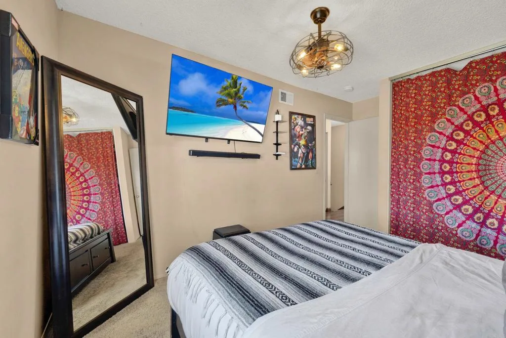https://cdn.realtyfeed.com/cdn/127/306746459/b6252d26fd1d958850bed36641bd4d47.webp