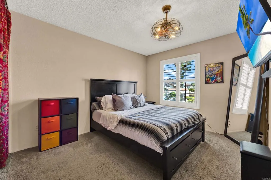 https://cdn.realtyfeed.com/cdn/127/306746459/ccd03897cc015fb80a72fdbc62cb2881.webp