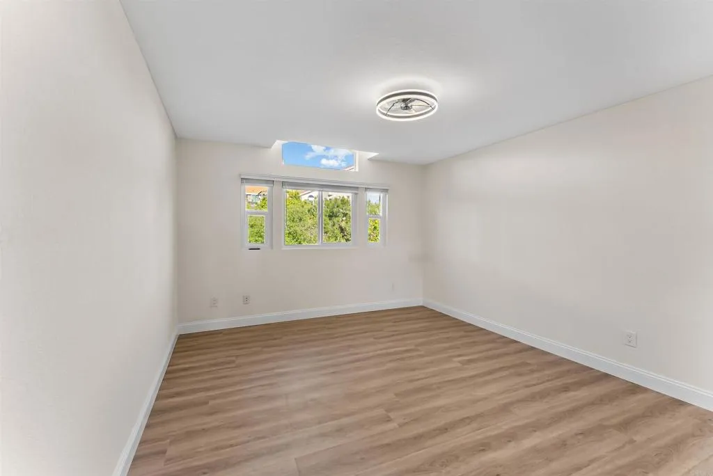 https://cdn.realtyfeed.com/cdn/127/306746460/32c3cd824429ab755bcecb206aa66a23.webp