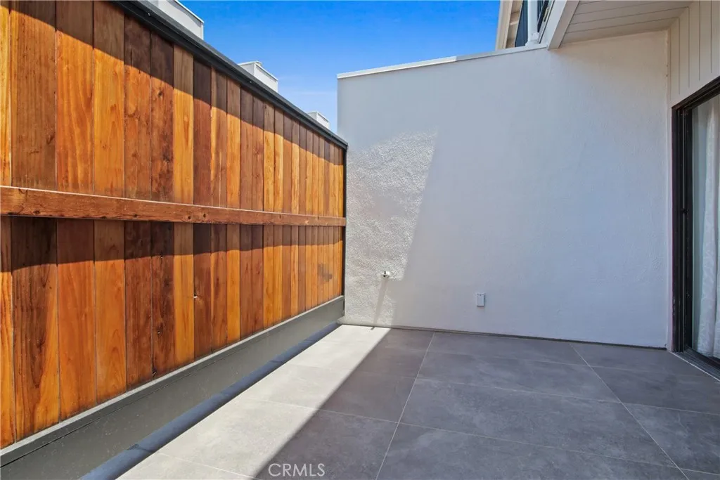 1133 24th Street Unit 11, Santa Monica, CA 90403 - Photo 3 of 21, Santa Monica, CA
