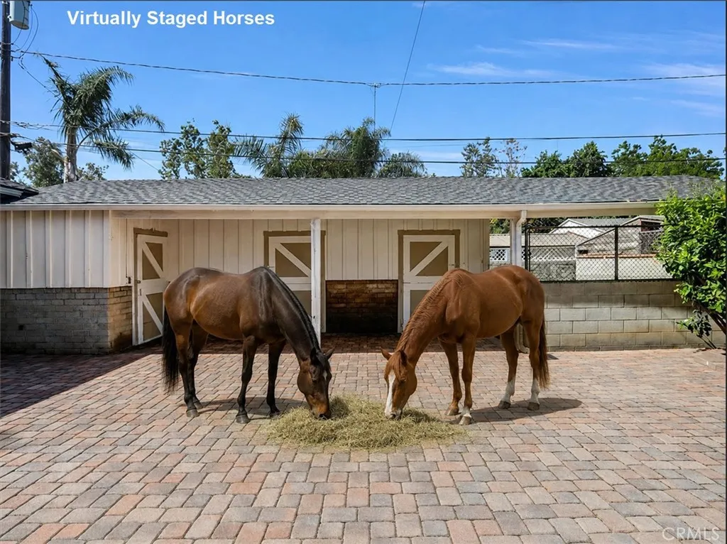 1315 W Valleyheart, Burbank, CA 91506 - Main photo, Burbank, CA