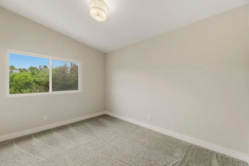 https://cdn.realtyfeed.com/cdn/127/306746491/053c92cff4e2a80008537ffcf0332992.webp
