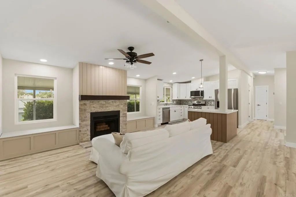 https://cdn.realtyfeed.com/cdn/127/306746491/923d299167a0ced9c87b2de78d682516.webp