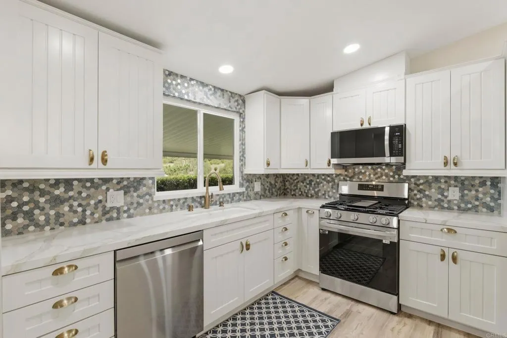 https://cdn.realtyfeed.com/cdn/127/306746491/de1a938d72917e7227131e8457ea2fb5.webp