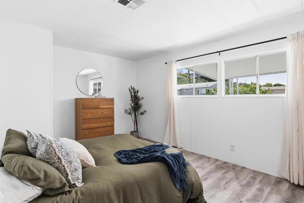 https://cdn.realtyfeed.com/cdn/127/306746569/6d8114a7a61d0f15a4b334eb562b99c3.webp