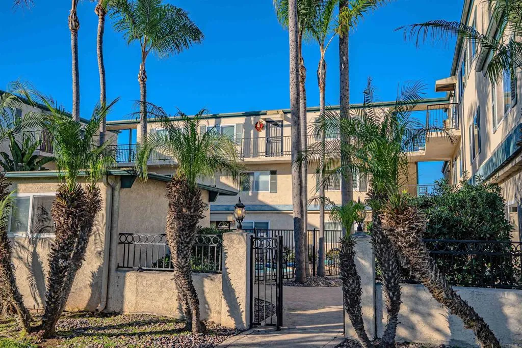 https://cdn.realtyfeed.com/cdn/127/306746571/77ba828b61ad8e9cceaabb82c65e3d0f.webp