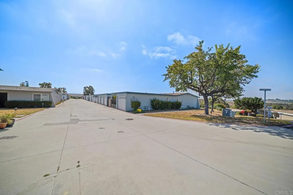 https://cdn.realtyfeed.com/cdn/127/306746604/2c8c1ff63a9ec29aee87252fdf96485c.webp