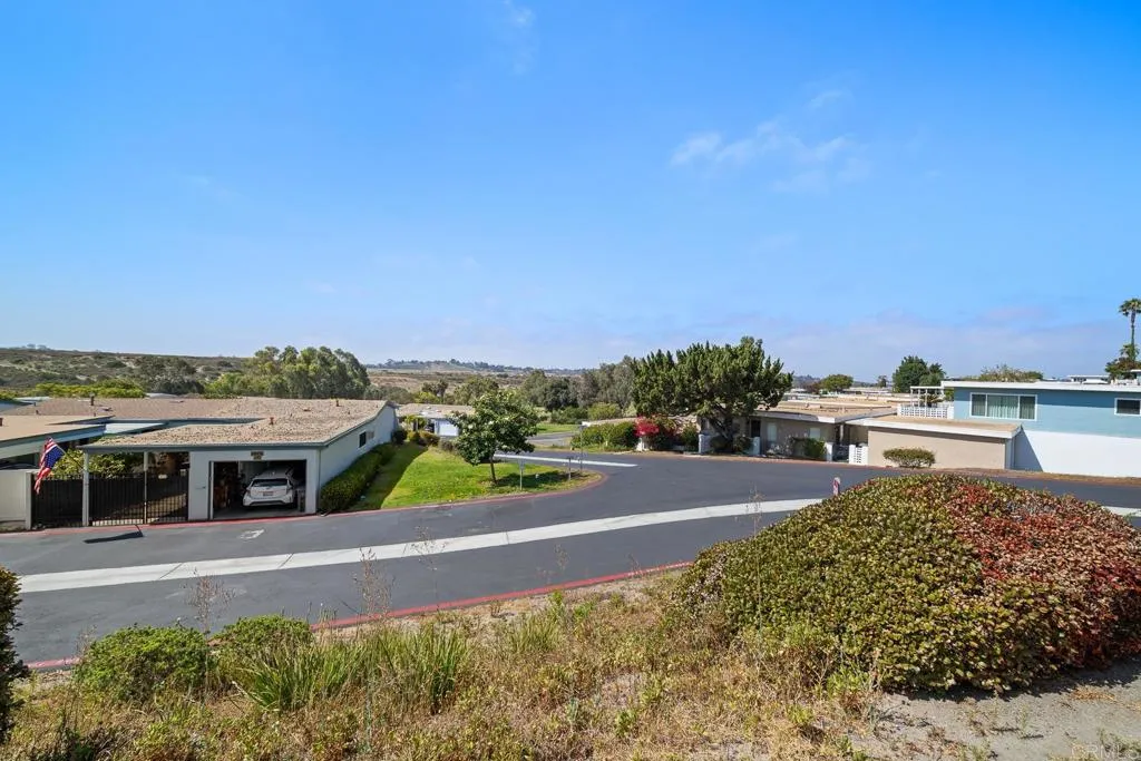https://cdn.realtyfeed.com/cdn/127/306746604/93b9fd849a7b7bc79e222a7d88142d32.webp