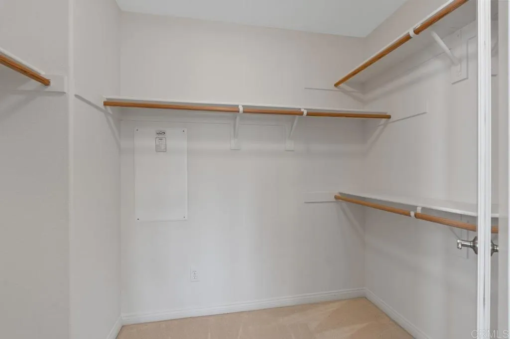 https://cdn.realtyfeed.com/cdn/127/306746701/4a41f050c23ff0785db9b15e471ca5e5.webp