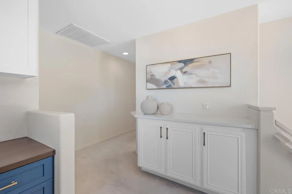https://cdn.realtyfeed.com/cdn/127/306746701/56dfe186785b3f233f90f3ced0b816e4.webp