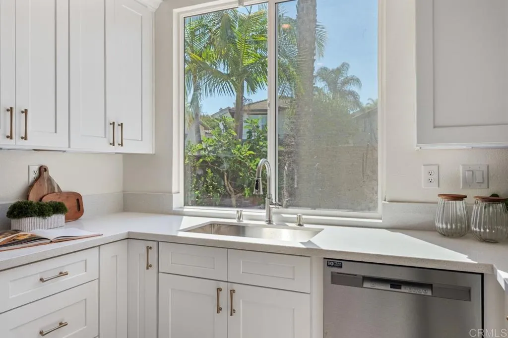 https://cdn.realtyfeed.com/cdn/127/306746701/93f0974ea29e66e4b9c0c69ed6088d11.webp