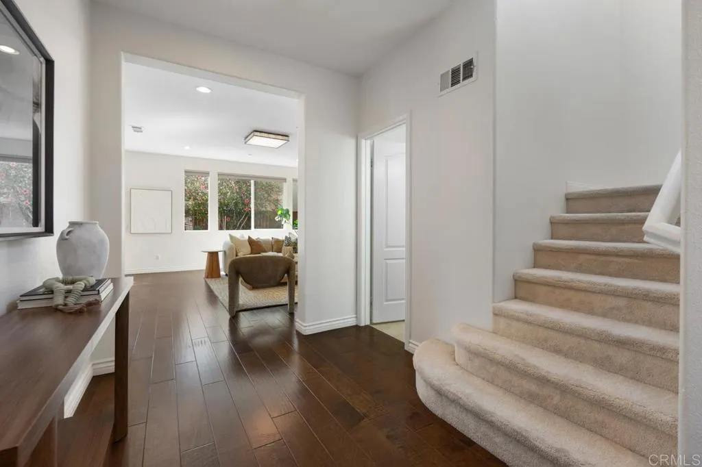 https://cdn.realtyfeed.com/cdn/127/306746701/953d1f12f7305140488b8a9c69e08eed.webp