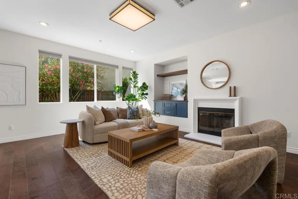 https://cdn.realtyfeed.com/cdn/127/306746701/9e9b0958f8444d0504b25945eb4d8e92.webp