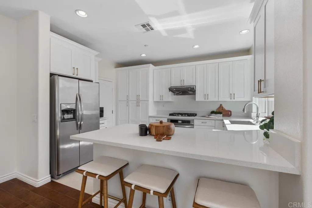 https://cdn.realtyfeed.com/cdn/127/306746701/afbe21a2b64aad0cdea1e83548829dfa.webp