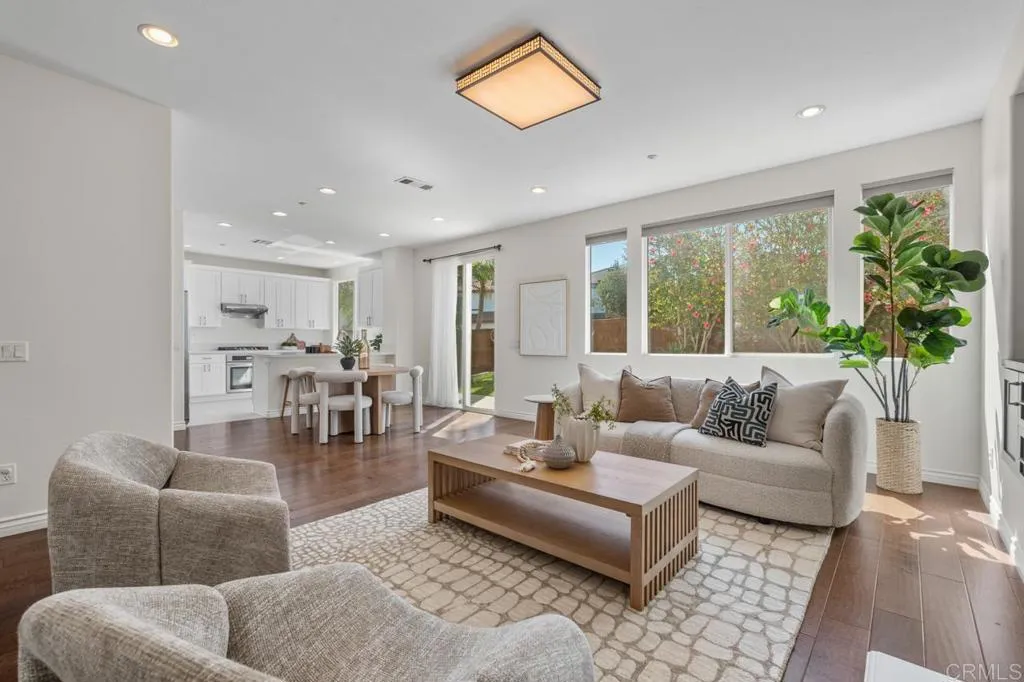 https://cdn.realtyfeed.com/cdn/127/306746701/c0c81ca8e06a6adbd1382645414622cd.webp