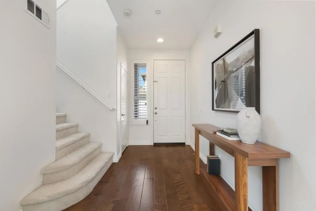 https://cdn.realtyfeed.com/cdn/127/306746701/e9aa74a30ef97494bbf694ce98bfa997.webp