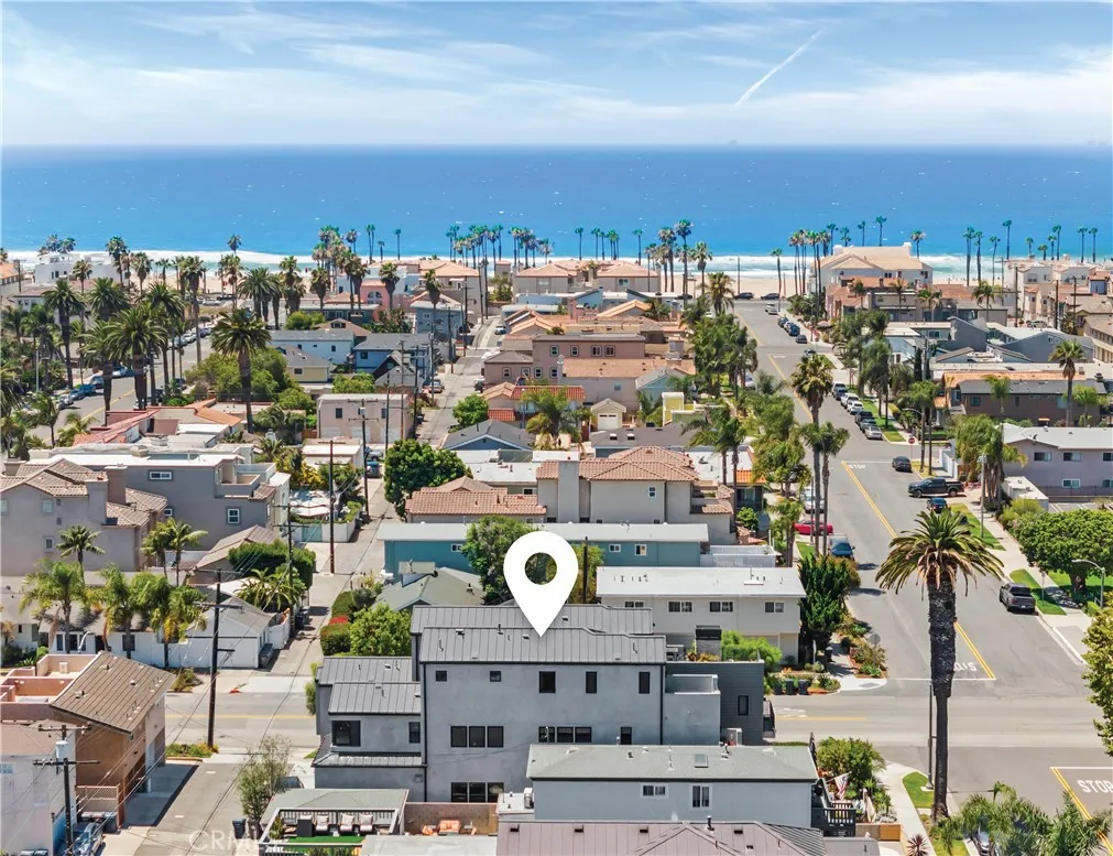 404 10th Street, Huntington Beach, CA 92648 - Photo 5 of 37, Huntington Beach, CA