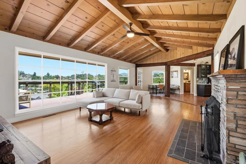 https://cdn.realtyfeed.com/cdn/127/306746713/9b4bfddf0277a15a8d89e0d49c5f471a.webp
