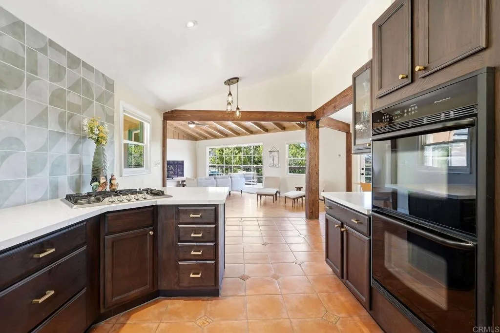 https://cdn.realtyfeed.com/cdn/127/306746713/ef0ea91193357bb40e7db5f6288a3363.webp