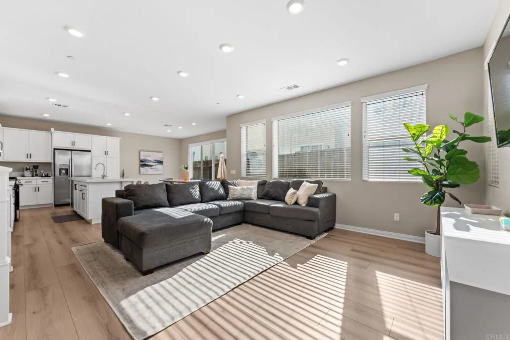 https://cdn.realtyfeed.com/cdn/127/306746736/04d6e3830c7eaa6d2b0b9e4278ea7702.webp