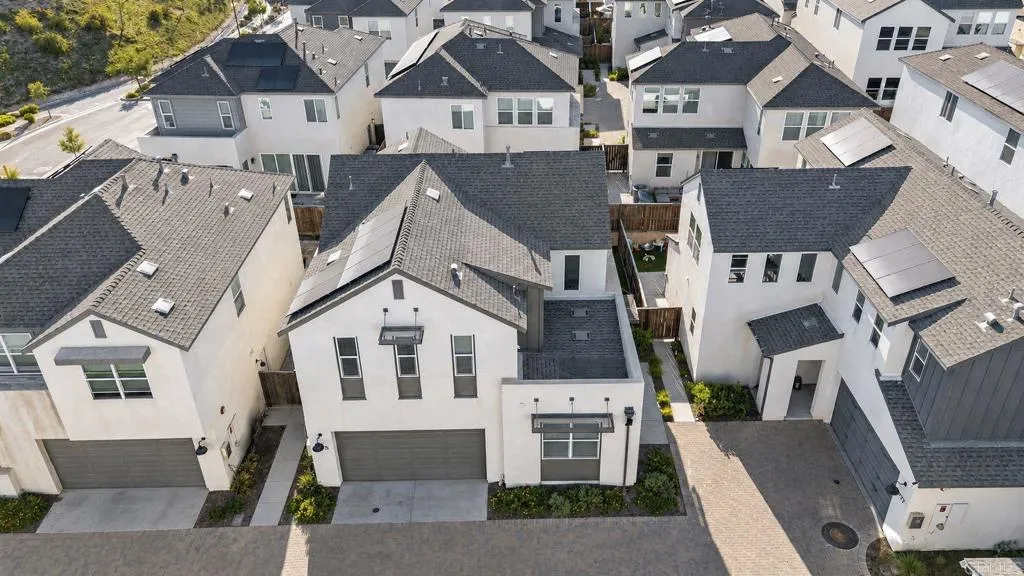 https://cdn.realtyfeed.com/cdn/127/306746736/1ef1049298c0ee7d5ae6c85369913c80.webp