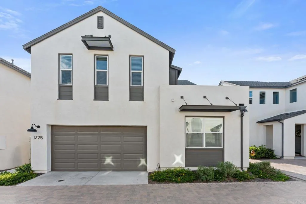 https://cdn.realtyfeed.com/cdn/127/306746736/3cdddf6bcb73e656b1ae7cf904991091.webp