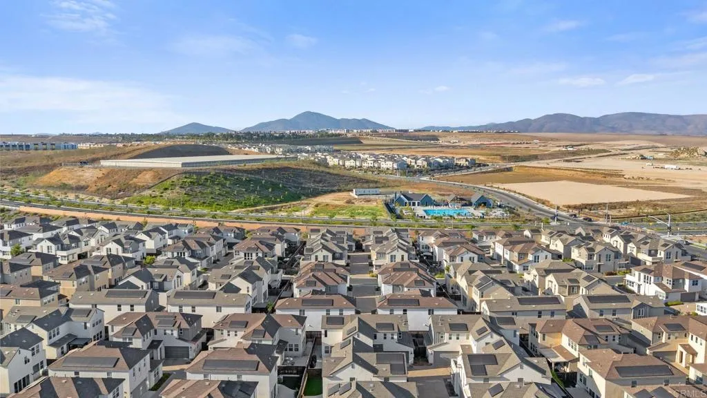 https://cdn.realtyfeed.com/cdn/127/306746736/85a373766e3aa025fcbcbc34bdc458de.webp