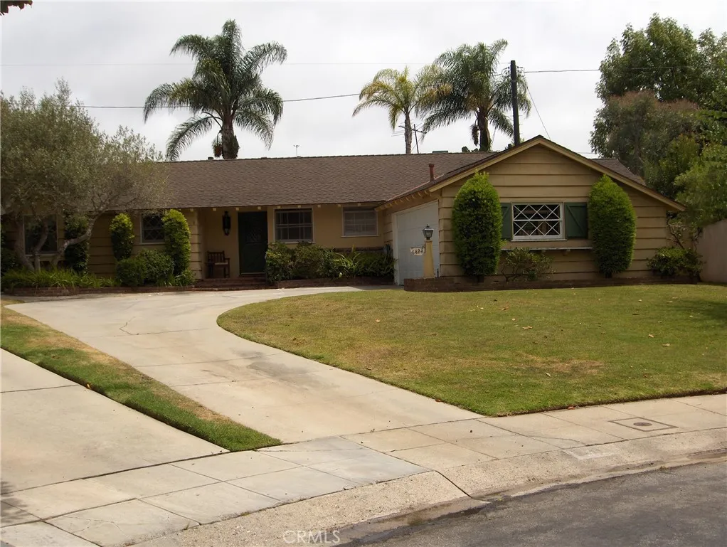 Los Angeles, CA 90045