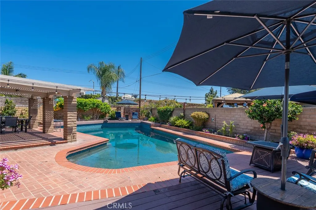 Santa Ana, CA 92705