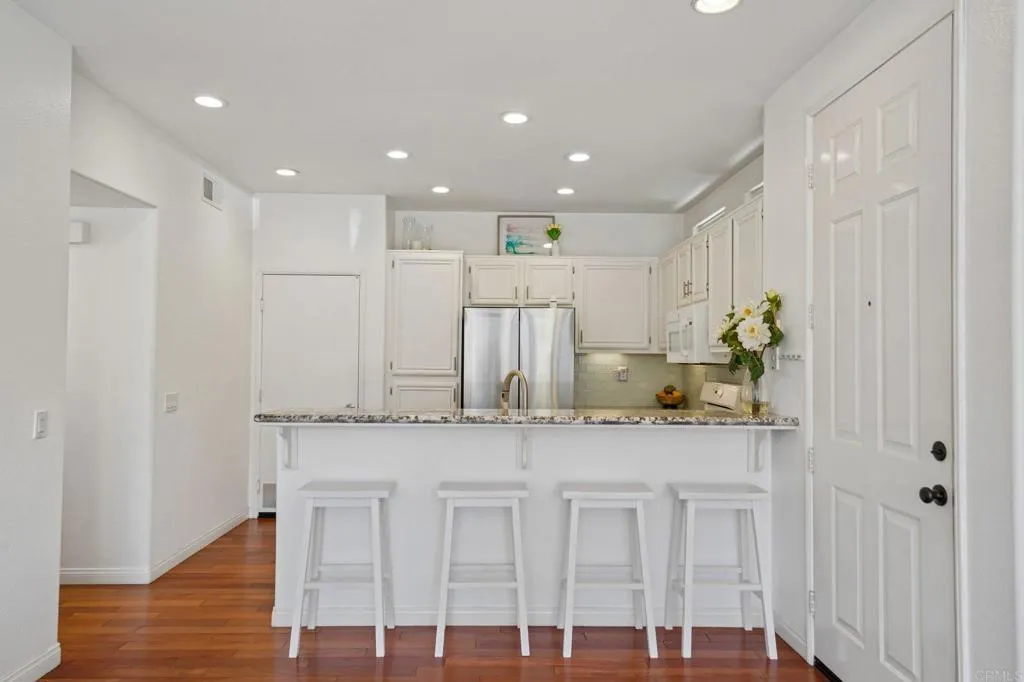 https://cdn.realtyfeed.com/cdn/127/306746798/067ec6d21421ef73bf856f3a97f59778.webp