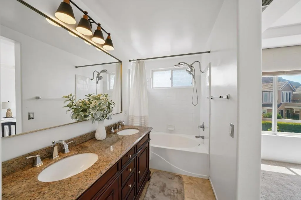 https://cdn.realtyfeed.com/cdn/127/306746798/33f725f6b6f5020baec380e93a11eaff.webp