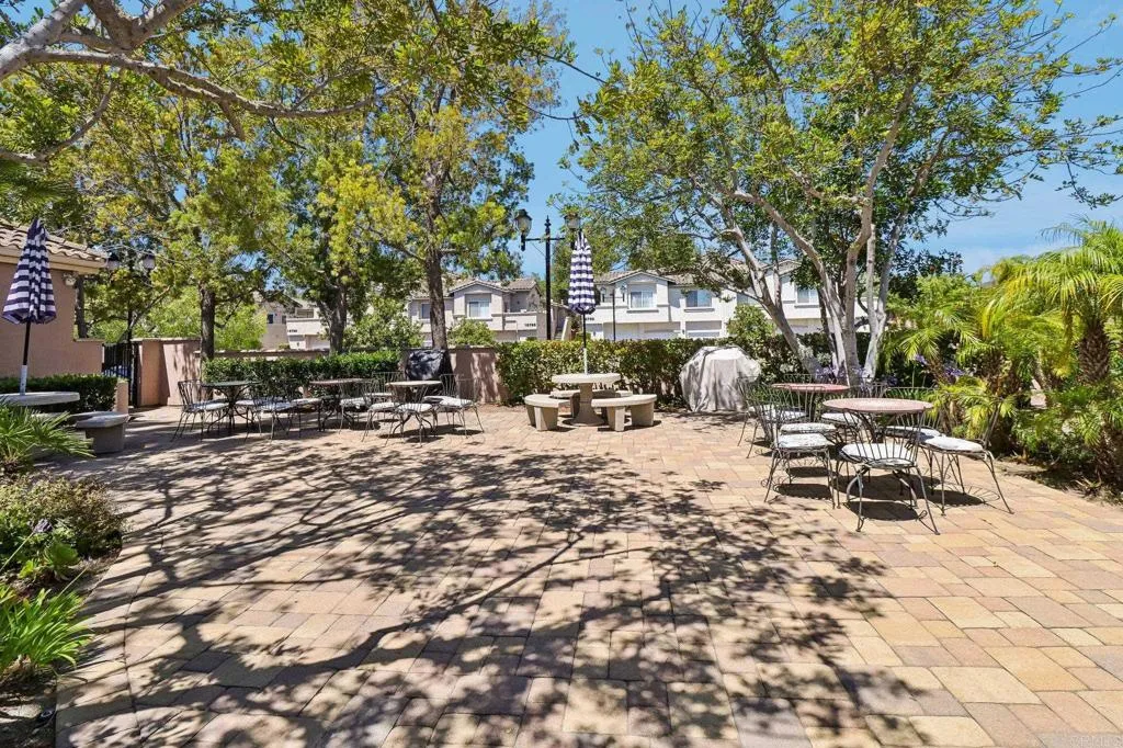 https://cdn.realtyfeed.com/cdn/127/306746798/fd20a905a79de5ca08c52f6c204b8bc5.webp