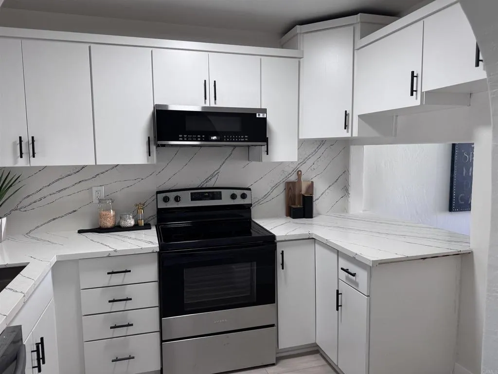 https://cdn.realtyfeed.com/cdn/127/306746799/04e0d6f8805e4e77a0b2165bc4e56bfe.webp