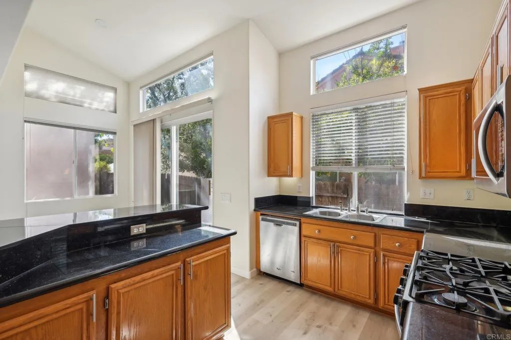 https://cdn.realtyfeed.com/cdn/127/306746874/97893b3e69d6eabb77967c2259aa8954.webp