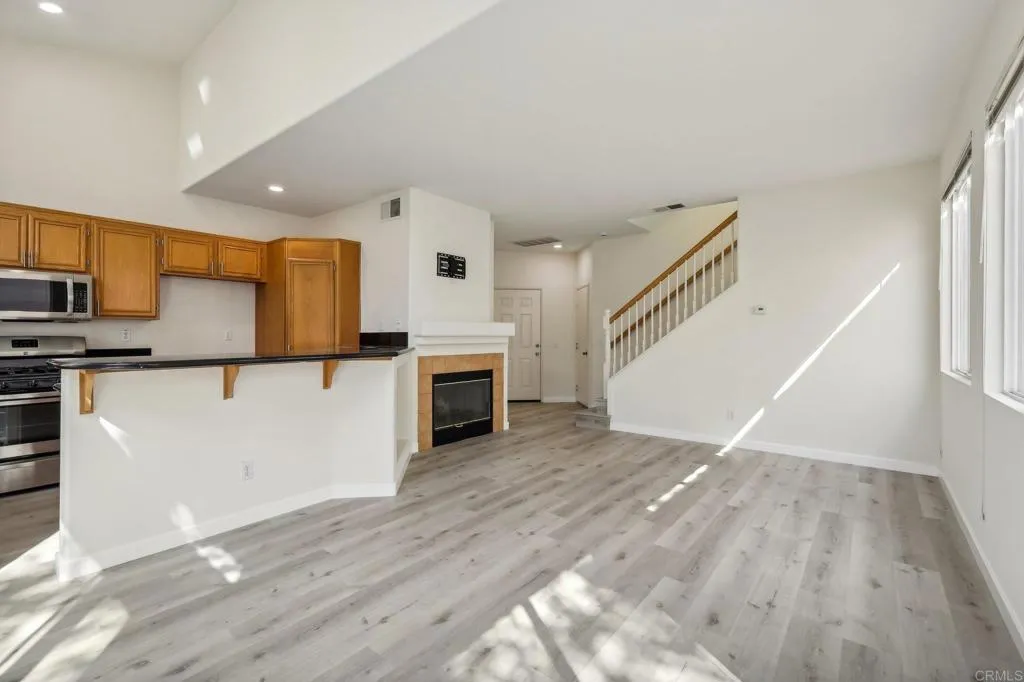 https://cdn.realtyfeed.com/cdn/127/306746874/c8fc354f497cc191b6f1e4dc6f33631b.webp
