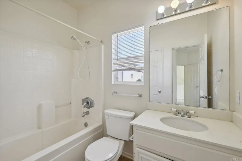 https://cdn.realtyfeed.com/cdn/127/306746874/d744b49b7c4989bb199de7be2c6daa07.webp