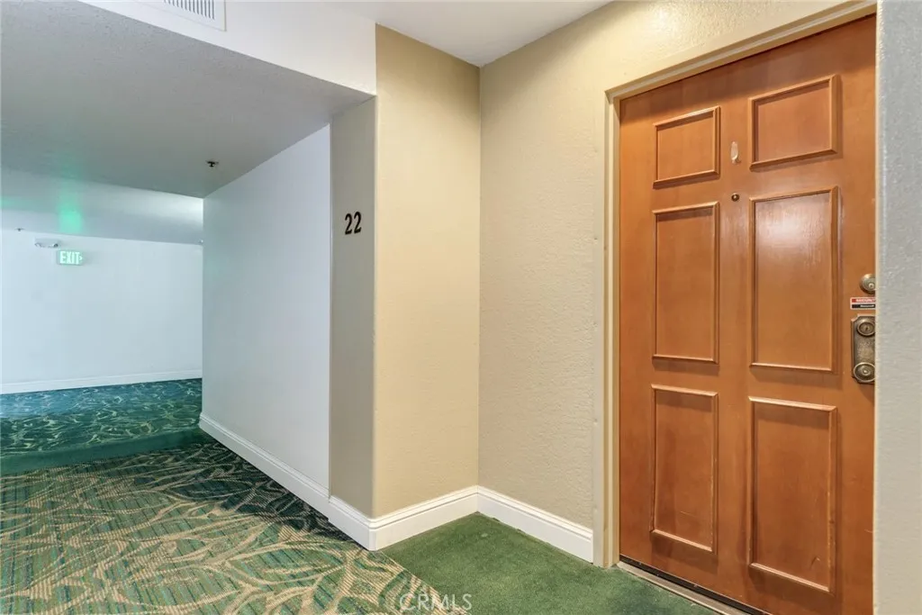 https://cdn.realtyfeed.com/cdn/127/306746895/f68842c07419d03c1370f49ce04777fc.webp