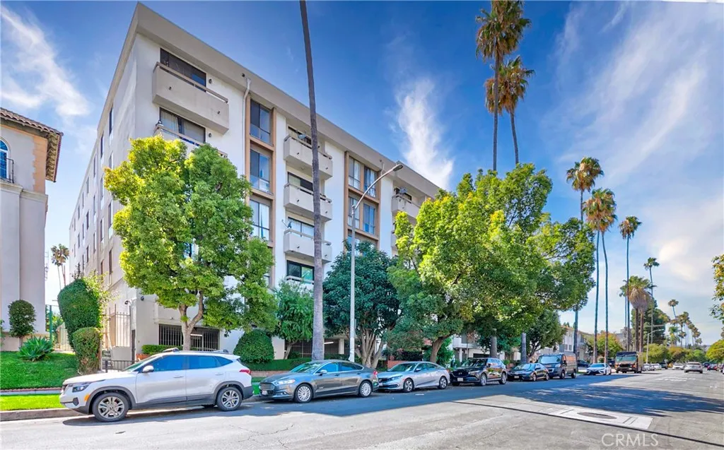 533 S St Andrews Place Unit 408, Los Angeles, CA 90020 - Photo 2 of 45, Los Angeles, CA