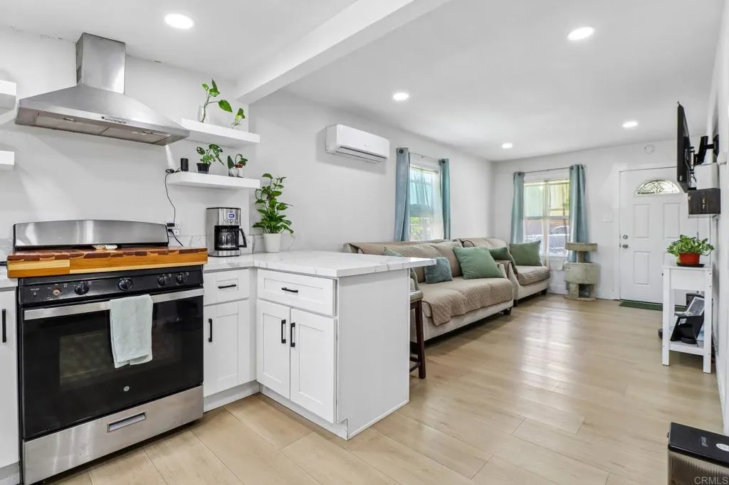 https://cdn.realtyfeed.com/cdn/127/306746917/22a0e094a447de826a8b27abe72e27fa.webp