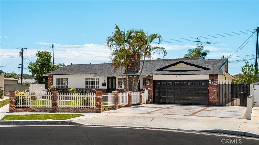 3118 W Aliso Pl West, Anaheim, CA 92804 - Photo 3 of 69, Anaheim, CA
